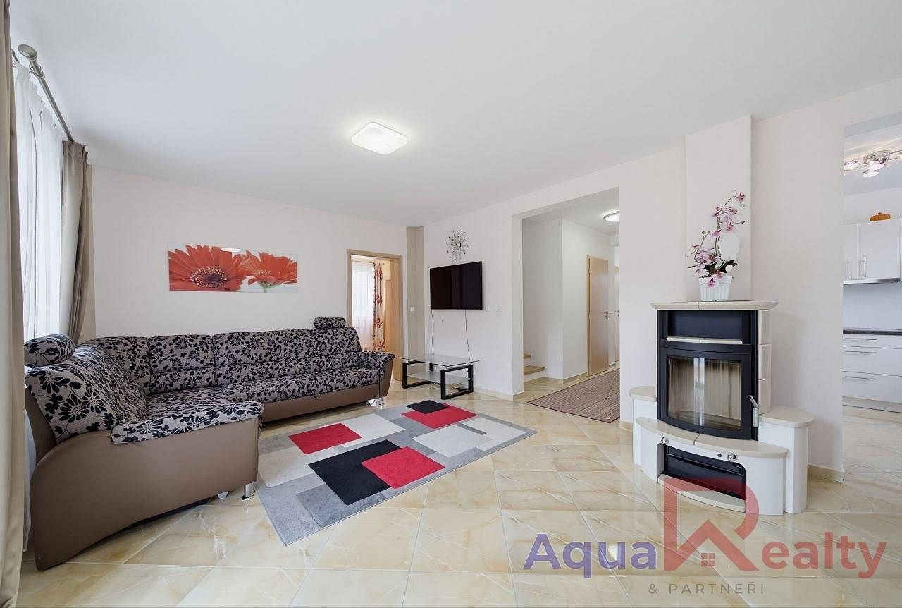 Rodinný dům · 206 m² · Nová Role - Mezirolí, okres Karlovy Vary, Karlovarský kraj - 4