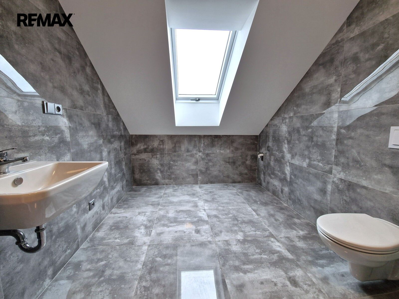Prodej byt 2+1 - Lochovice, 96 m² - 5