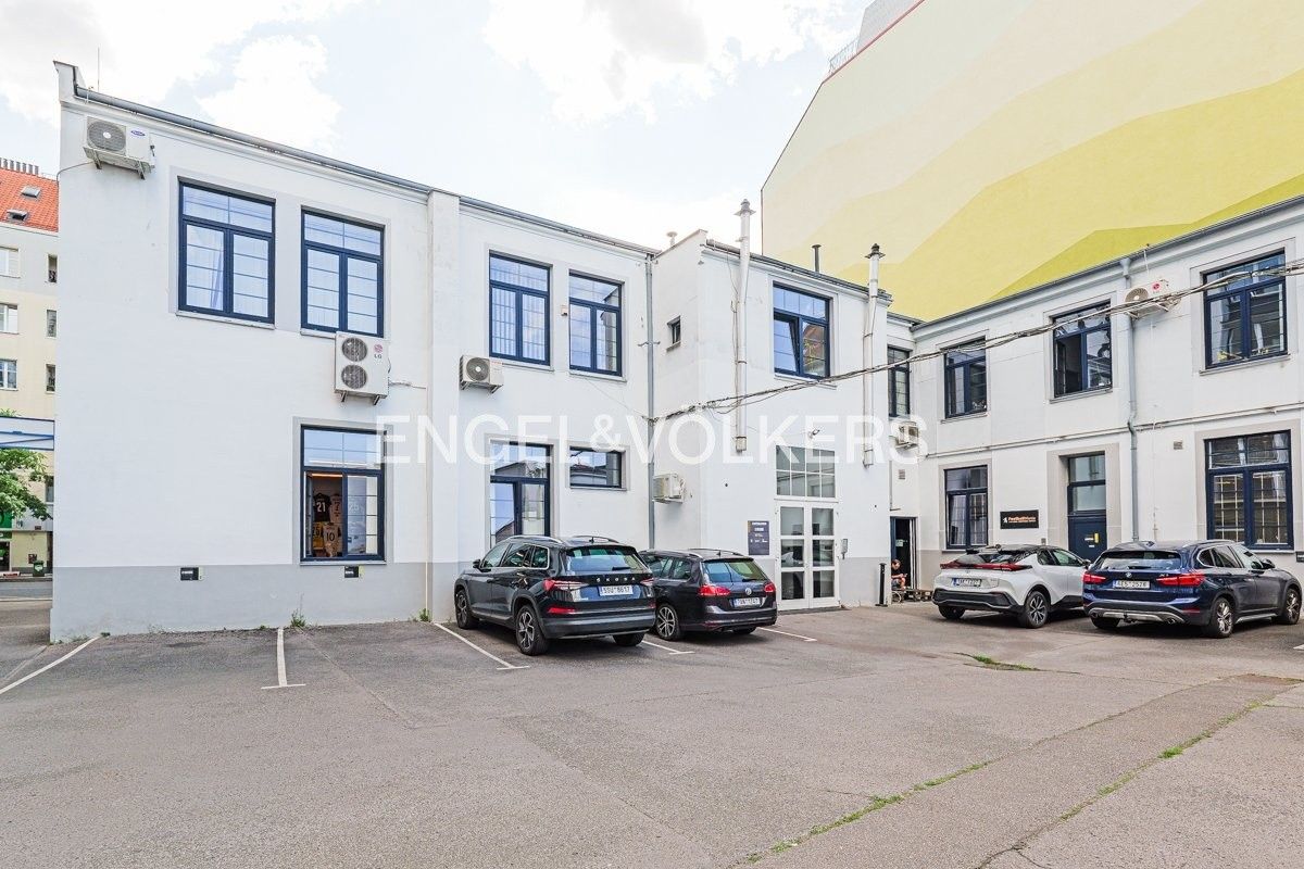 Sklady, Komunardů 1039, Praha Holešovice, 149 m² - 1