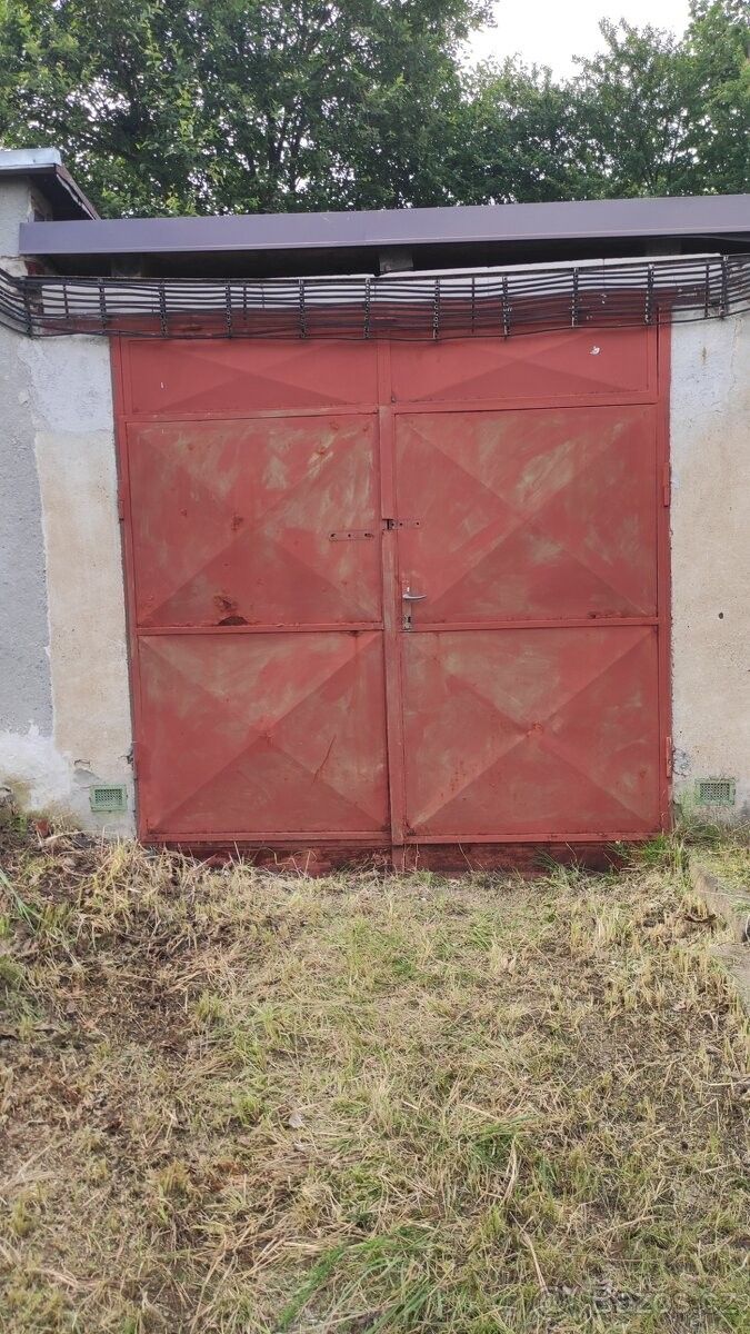 Garáže, Chotovice, 473 01