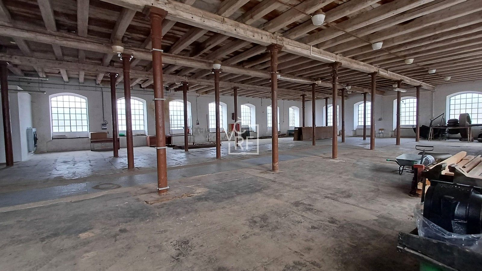 Sklady, Heřmanice, 600 m²