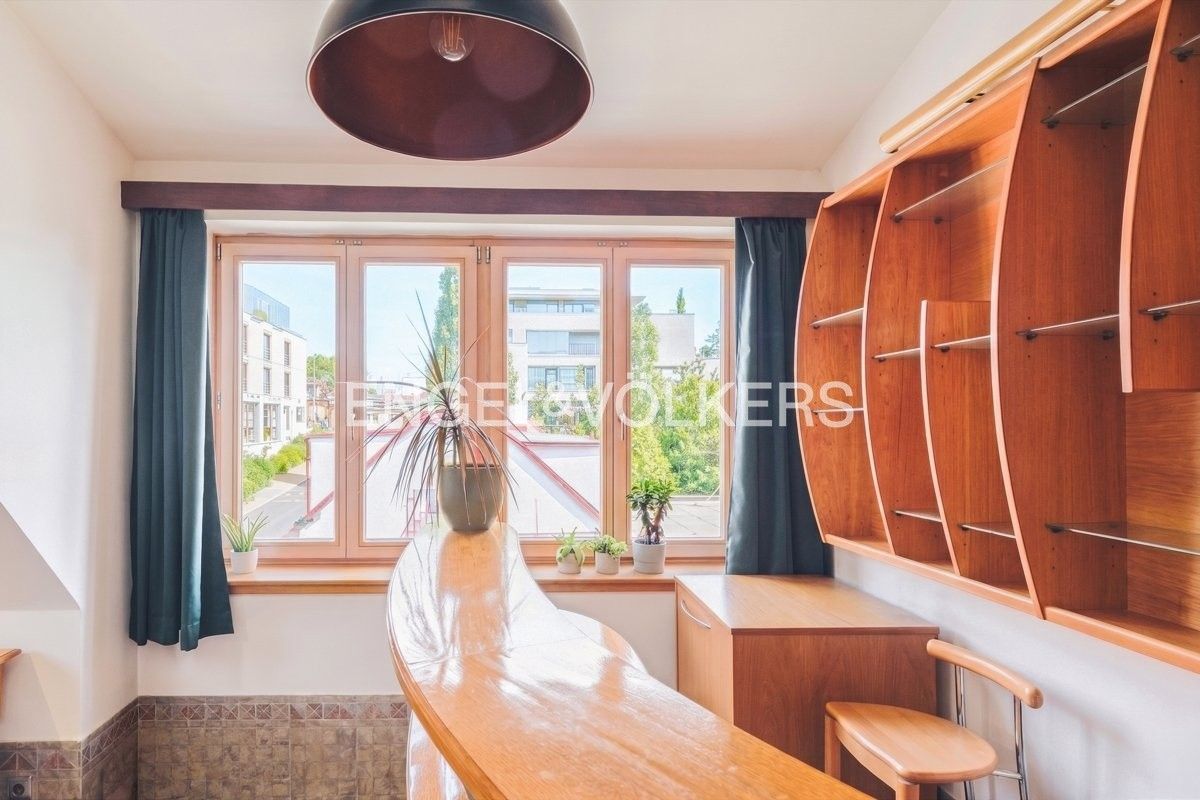 3+kk, U Vlachovky 923, Praha Libeň, 151 m² - 2