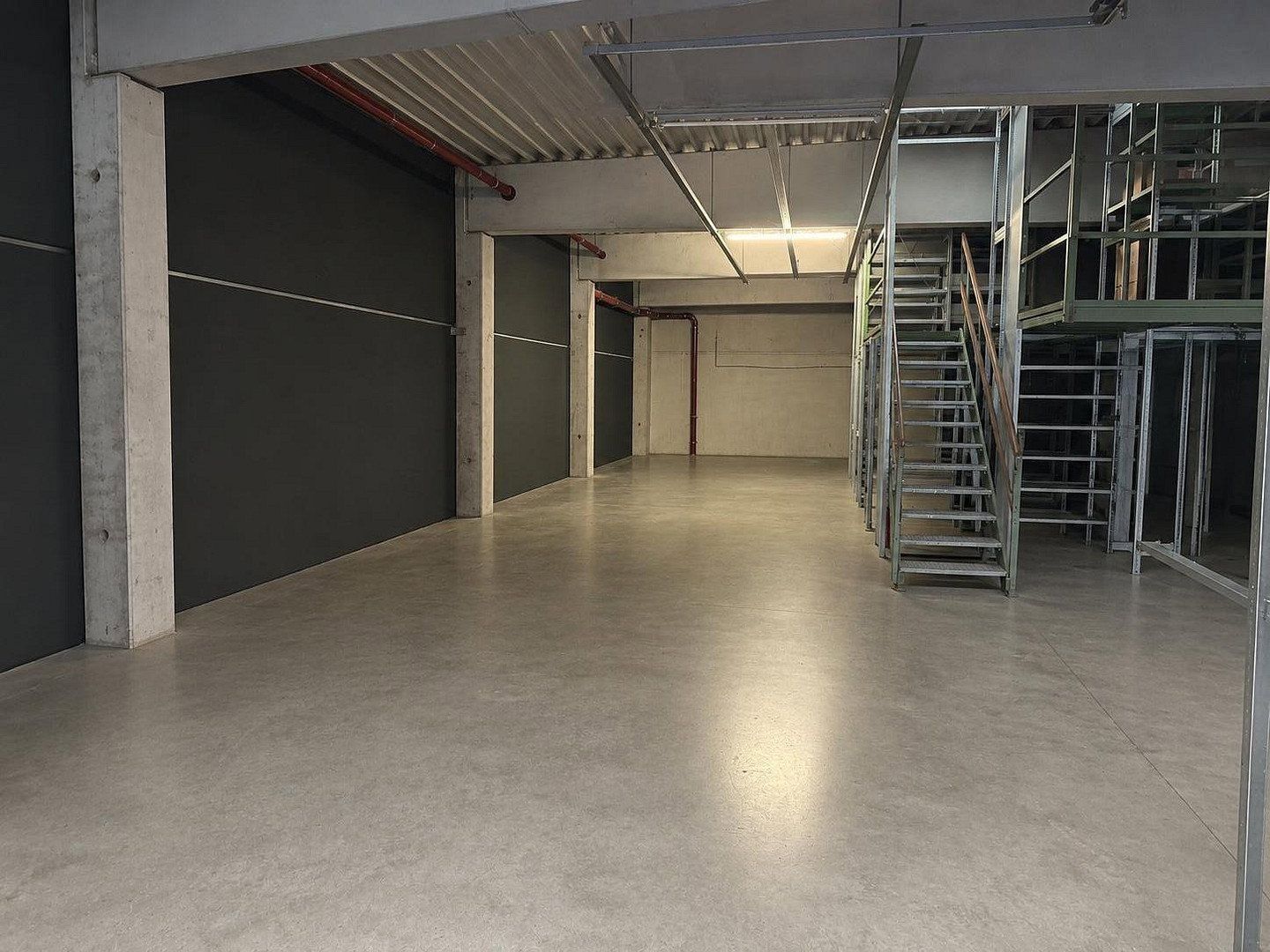 Obchodní prostory, 482 m²