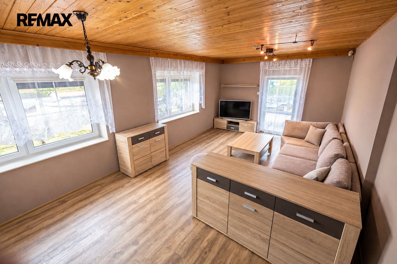 Prodej rodinný dům - Habartov - Kluč, okres Sokolov, Karlovarský kraj, 290 m² - 5