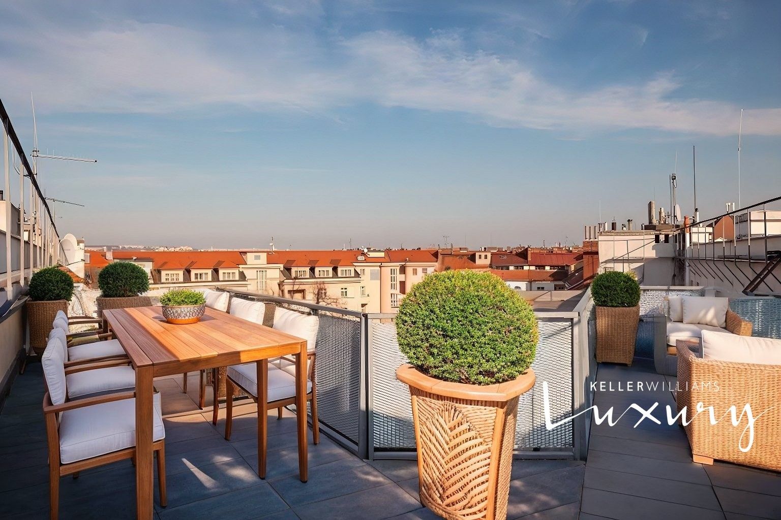 Prodej byt 5+kk - Buzulucká, Praha, 239 m²