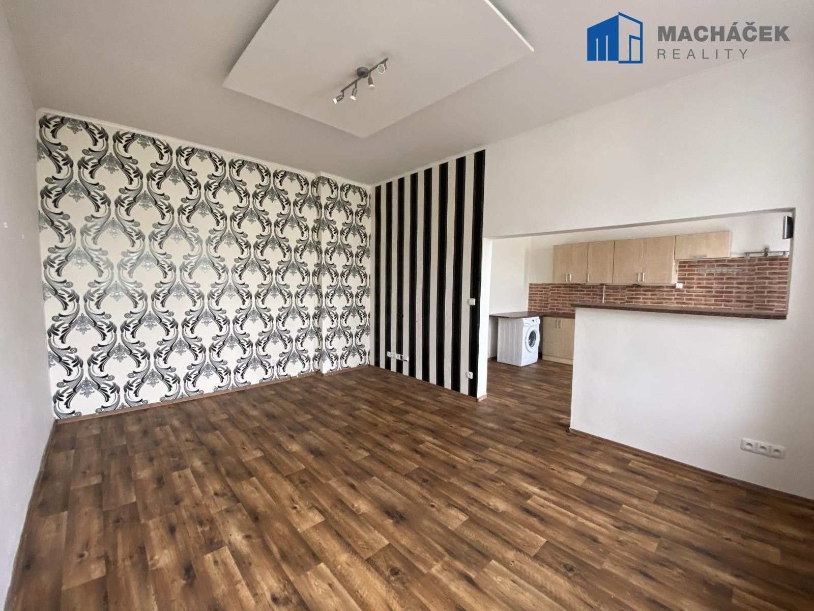 Prodej byt 2+1 - Stará, Ústí nad Labem, 53 m²