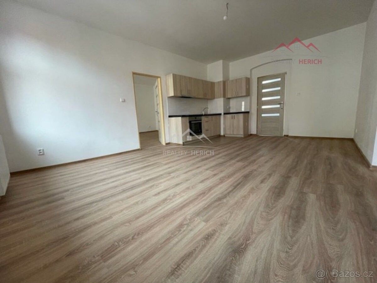 Byty, Chomutov, 430 01 - 2