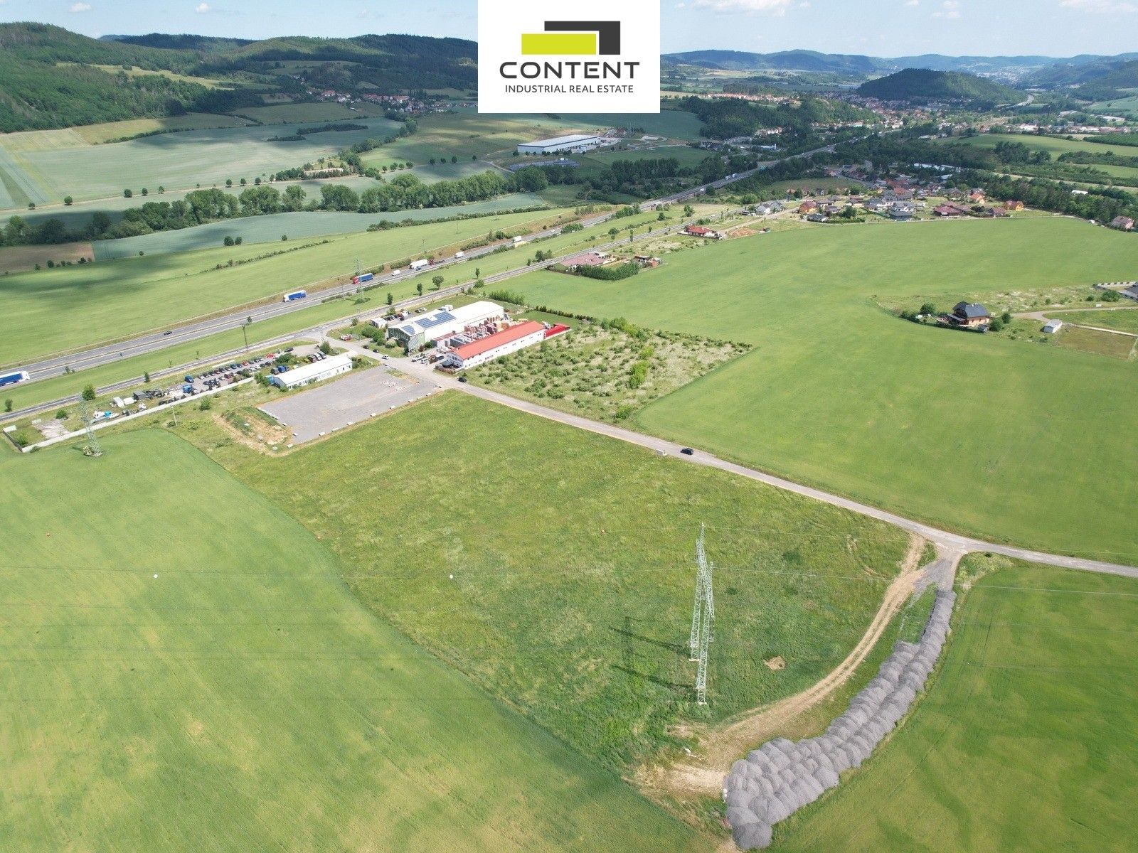 Prodej komerční pozemek - Na Lhotkách, Bavoryně, 9 891 m²