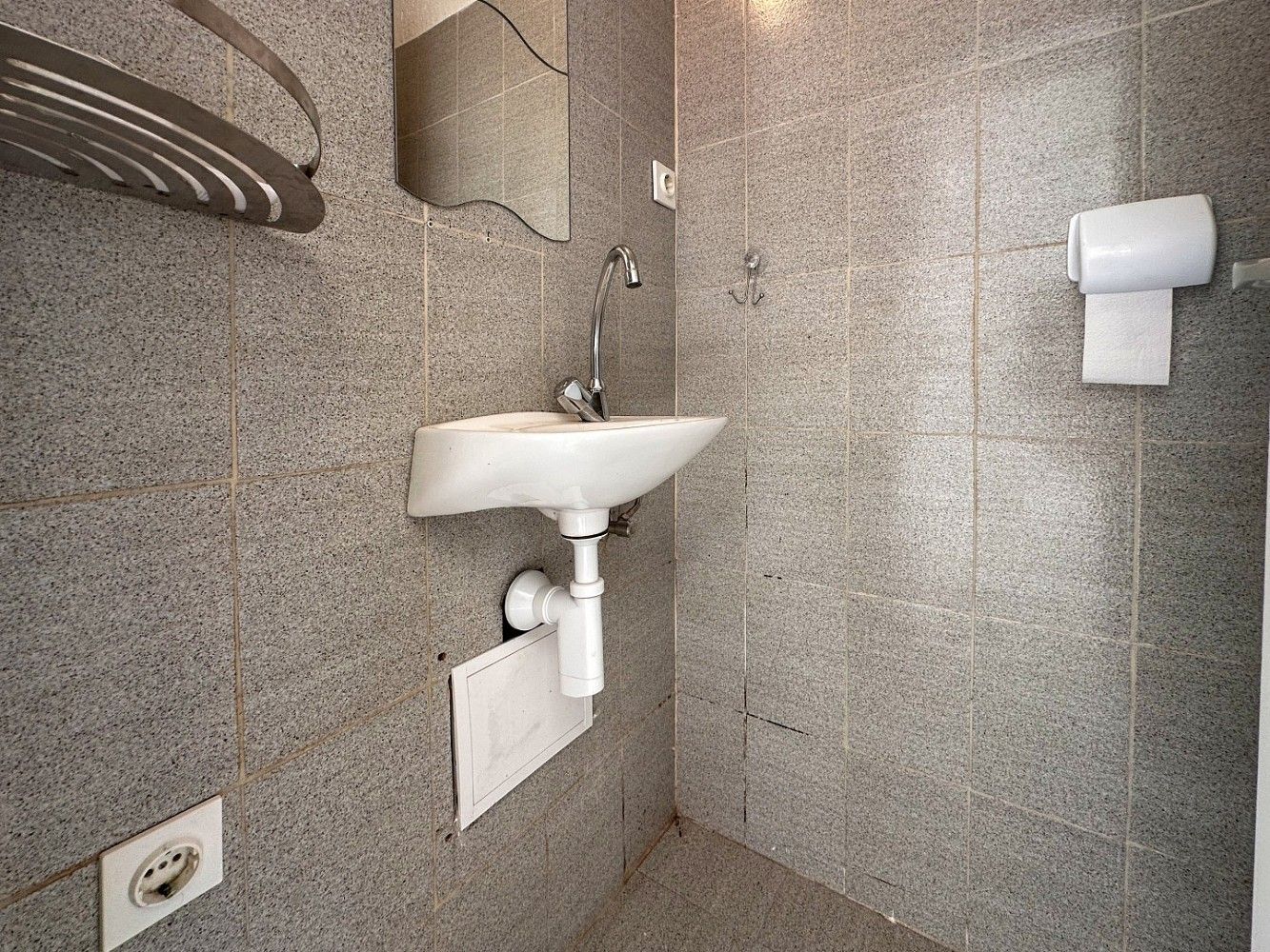 Pronájem komerční - Rijeka, Primorsko-goranska županija, Chorvatsko, 30 m² - 5
