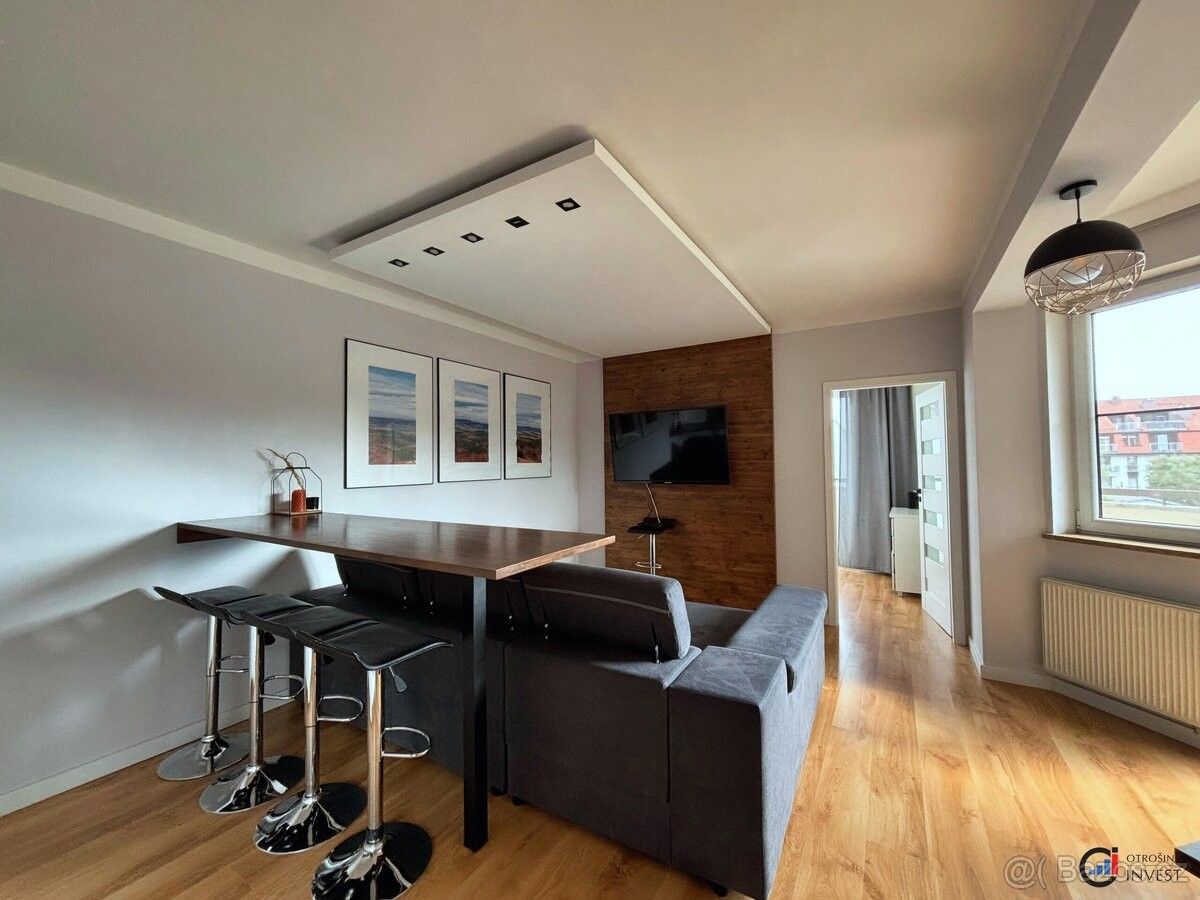 Restaurace, 987 66, Zahraničí