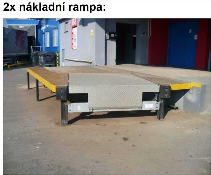Sklady, V slavětíně, Praha, 903 m² - 2