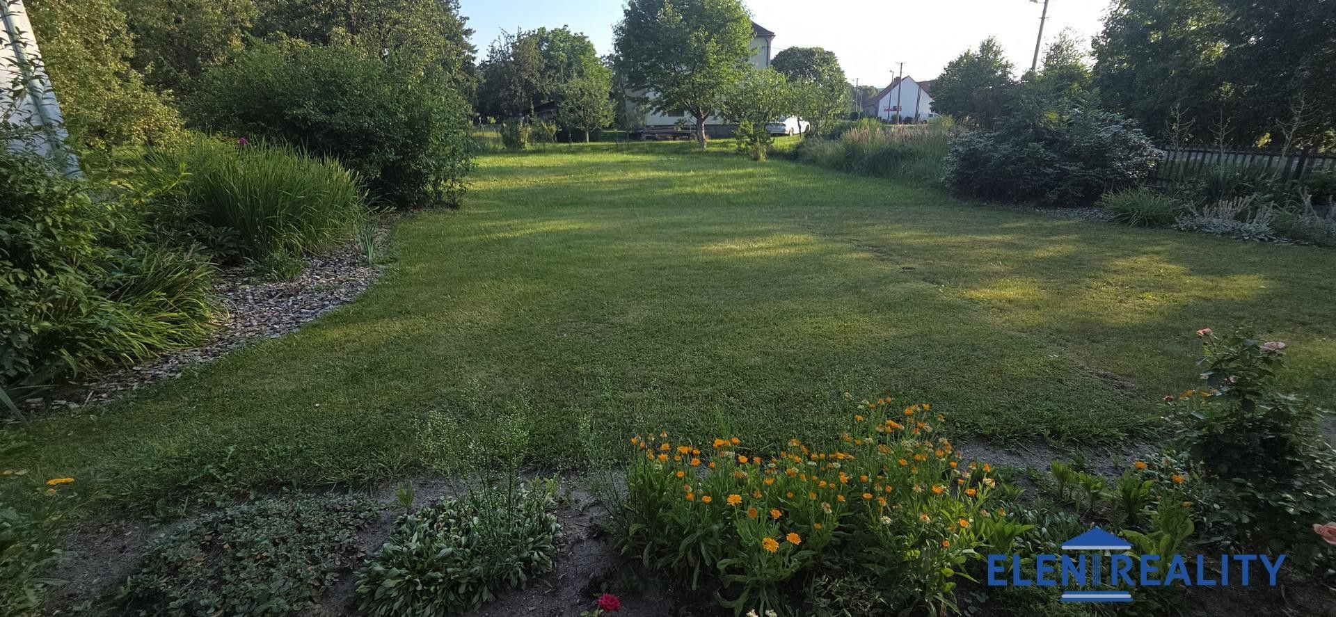 Rodinné domy, Stará Červená Voda, 180 m² - 1