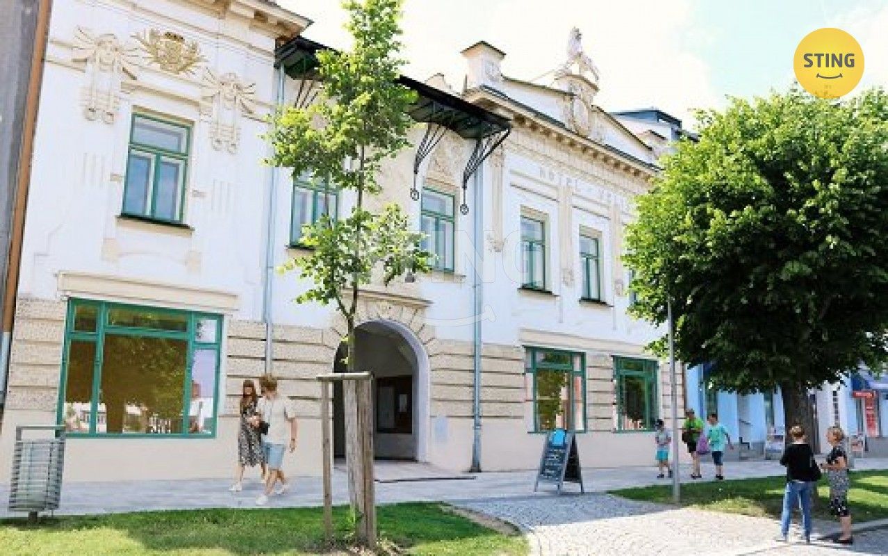 Pronájem obchodní prostory - nám. Republiky, Žďár nad Sázavou, 103 m²