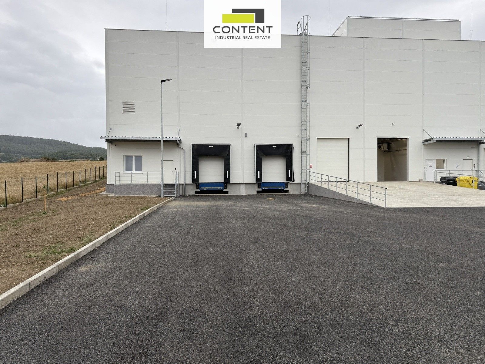 Sklady, Černín,Zdice, 1 000 m² - 2