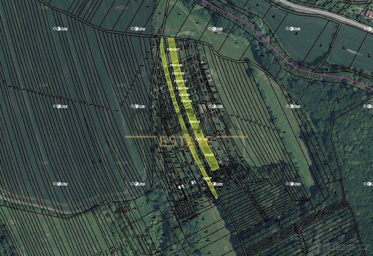 Pozemky pro bydlení, Hroznová Lhota, 696 63