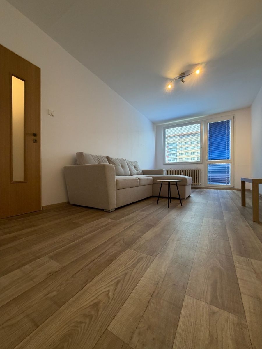 2+kk, Frýdlantská, Praha - Kobylisy, 43 m² - 1