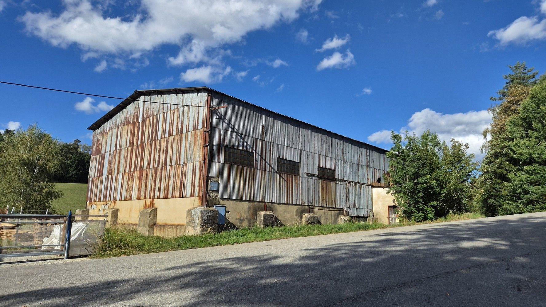 Sklad, 1 710 m²