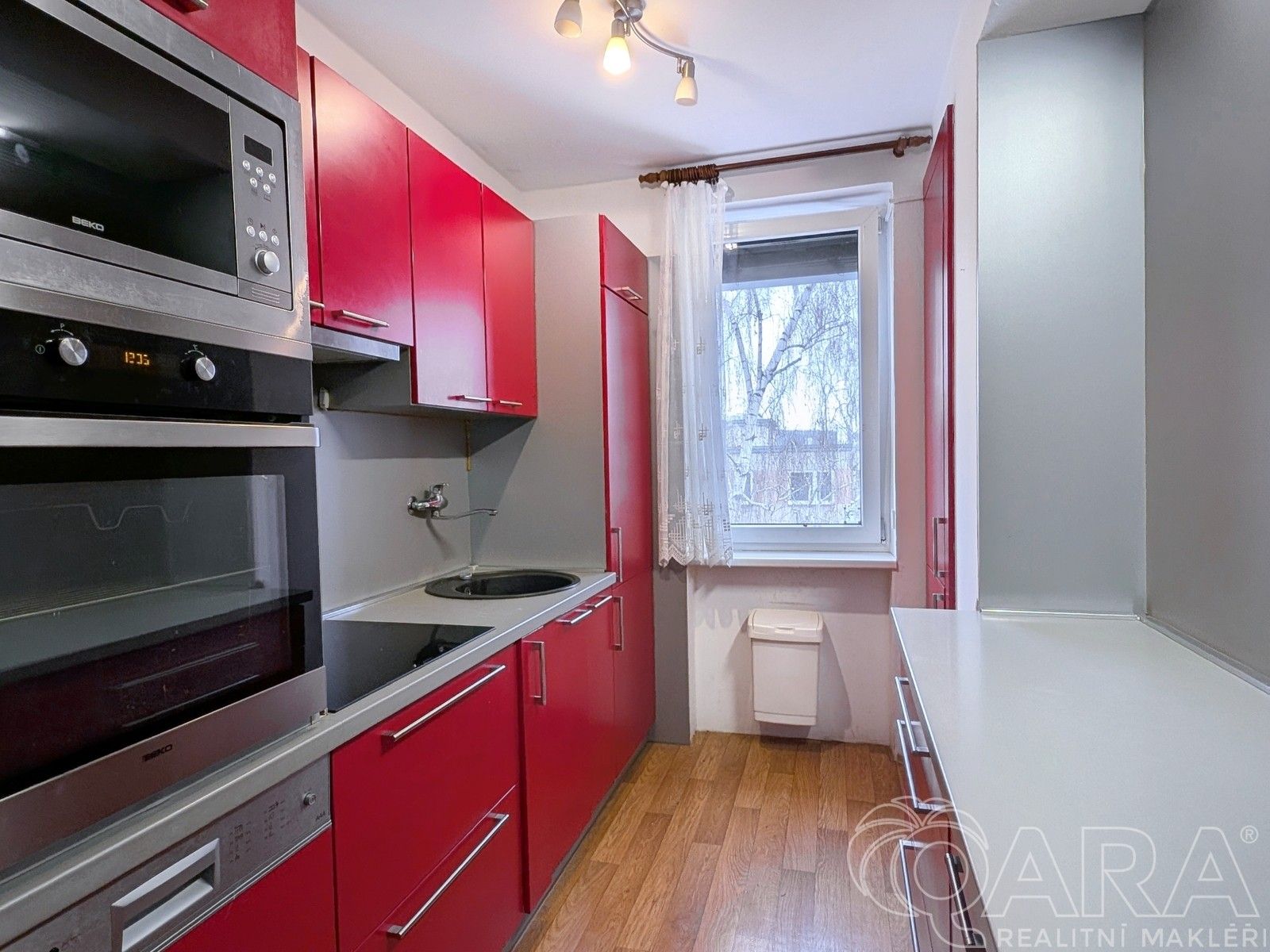 Prodej byt 3+1 - Svépomoci, Praha, 89 m²