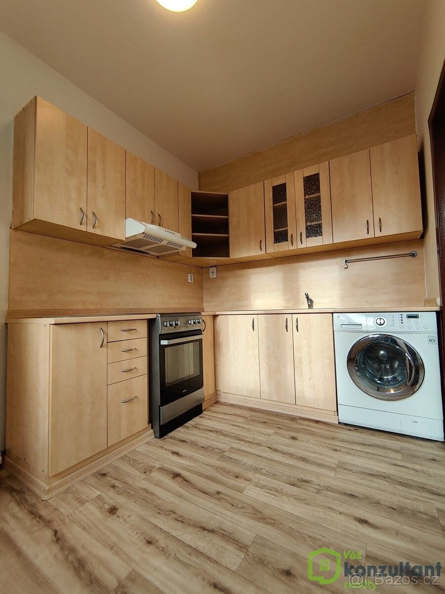 Byty, Ostrava, 700 30