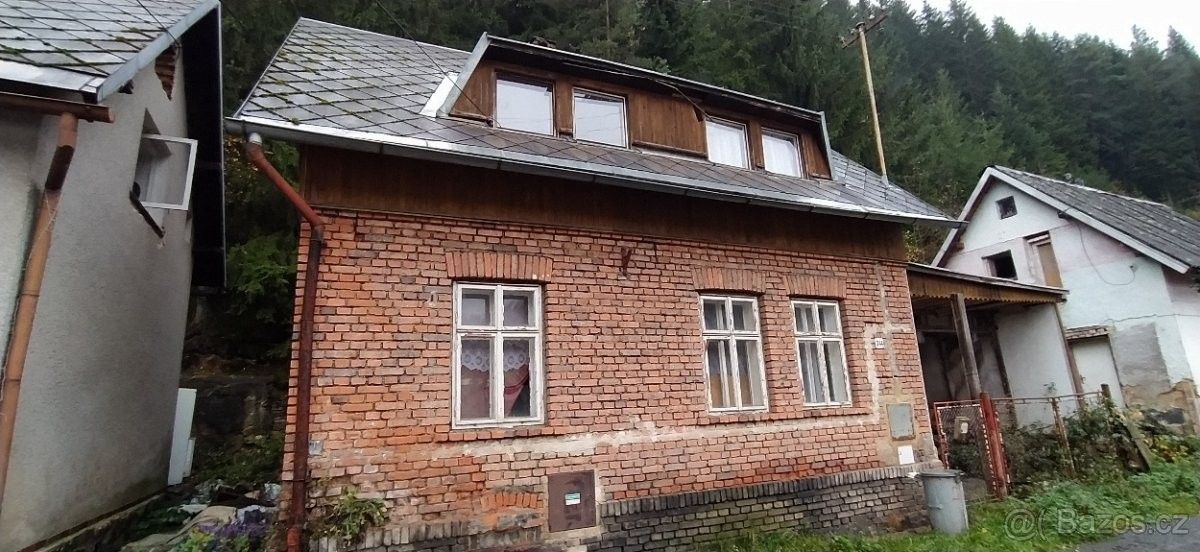 Prodej rodinný dům - Oloví, 357 07