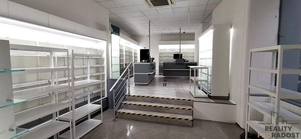 Pronájem obchodní prostory - Brno, 602 00