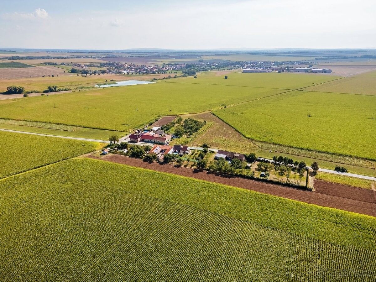 Rodinné domy, Olbramovice u Moravského Krumlova, 671 76 - 2
