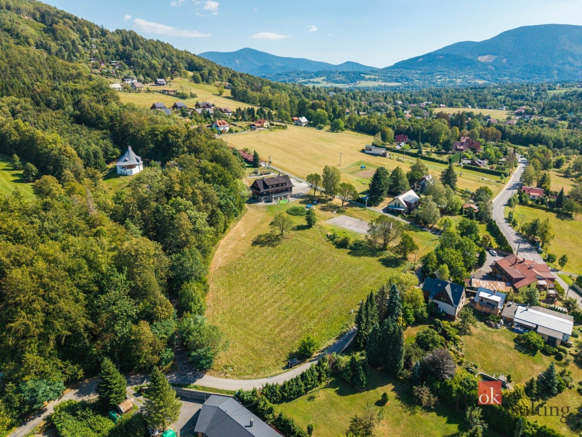 Pozemek pro bydlení, 1 300 m²