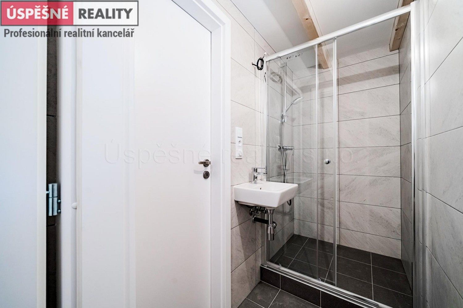 Rodinné domy, Černošice, okres Praha-západ, Středočeský kraj, 57 m² - 2