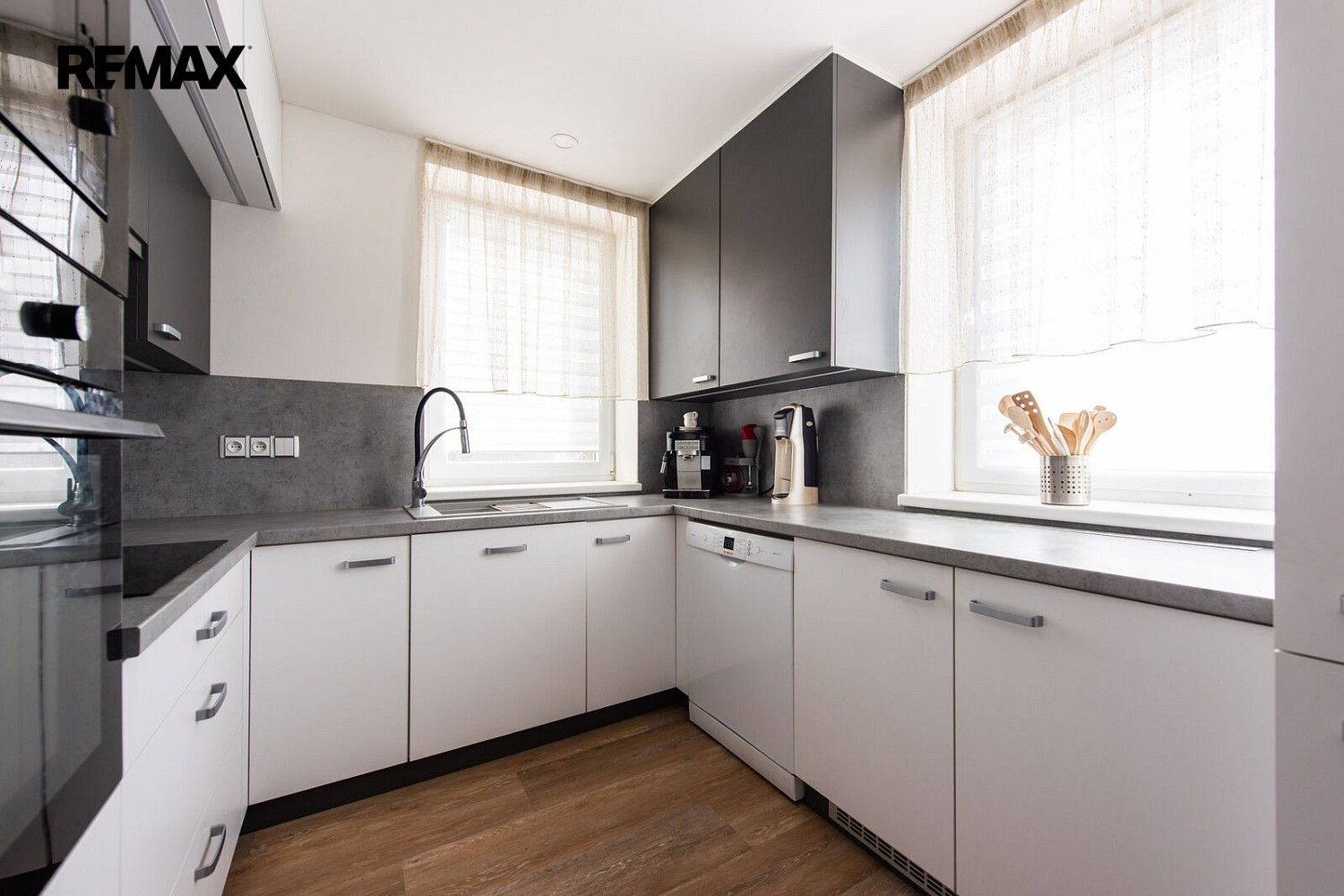 Prodej rodinný dům - Bedihošť, okres Prostějov, 209 m² - 5