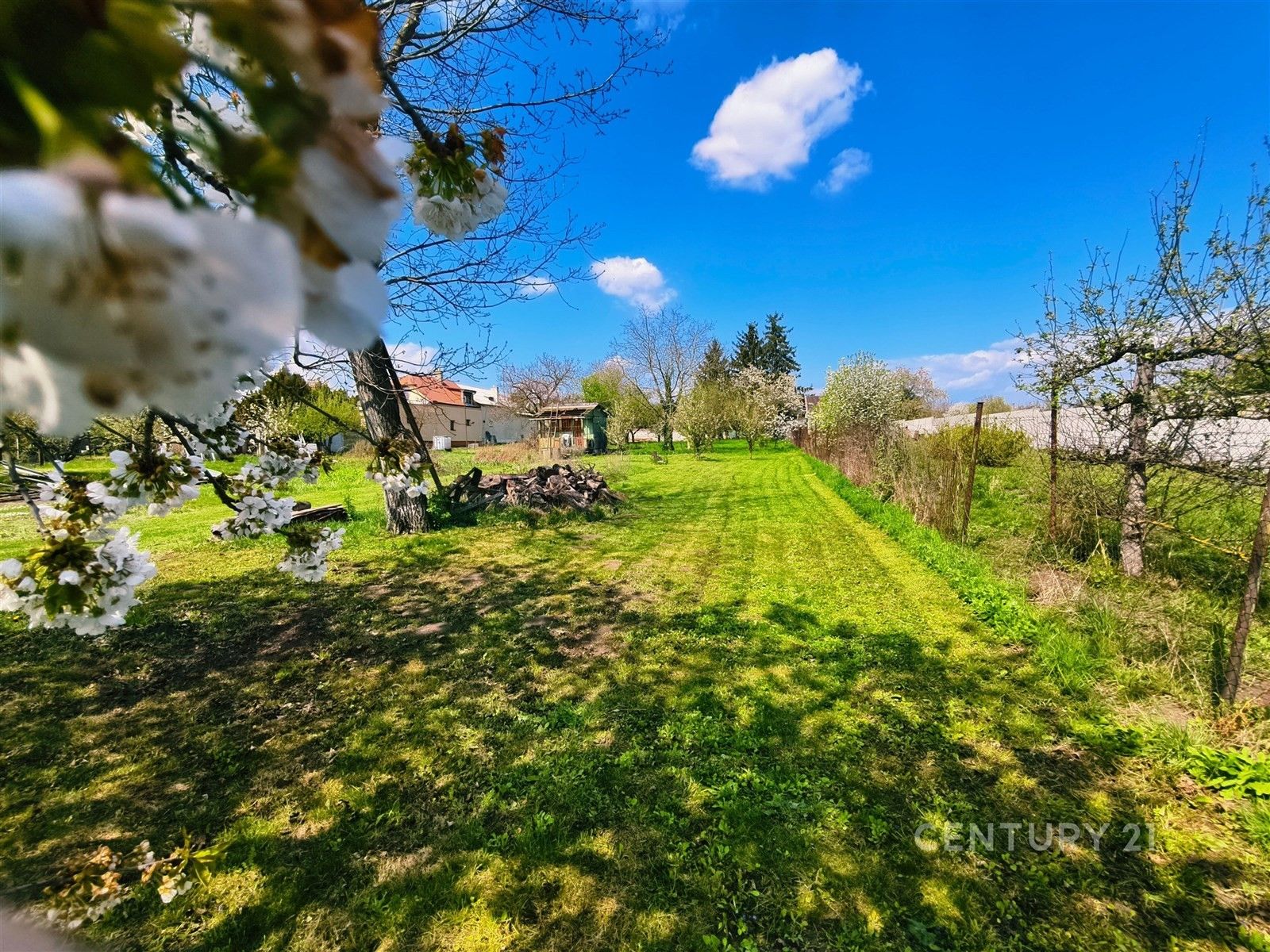 Pozemky pro bydlení, Hodonín - 2