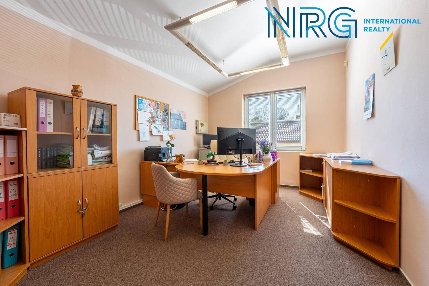 Prodej obchodní prostory - Dolní, Kolín, 806 m²