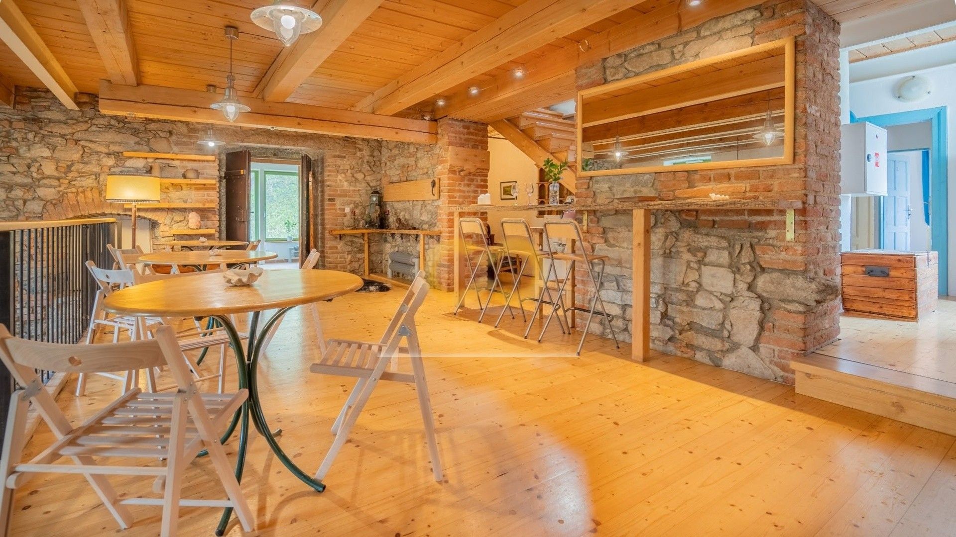 Ubytovací zařízení · 590 m² · Uzeničky Černívsko - 4
