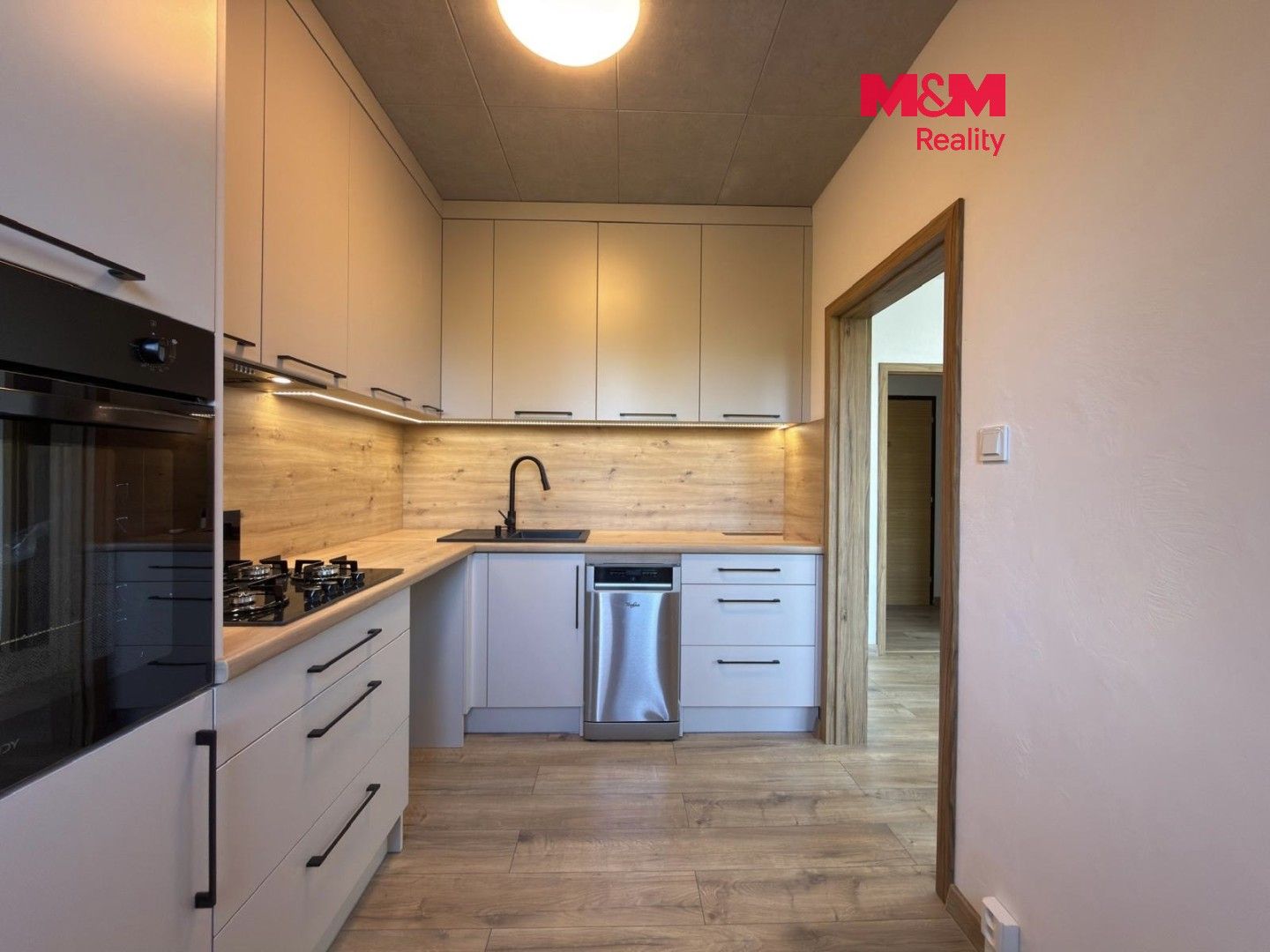 2+1, Moravská, Havířov, 44 m²
