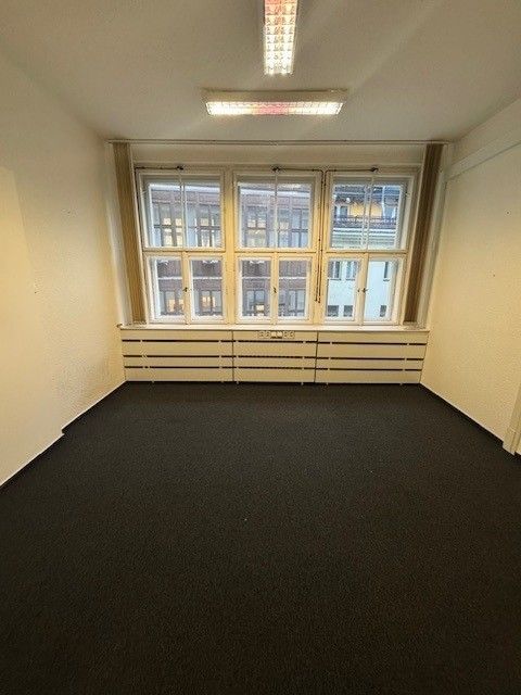 Pronájem kancelář - Praha, 110 00