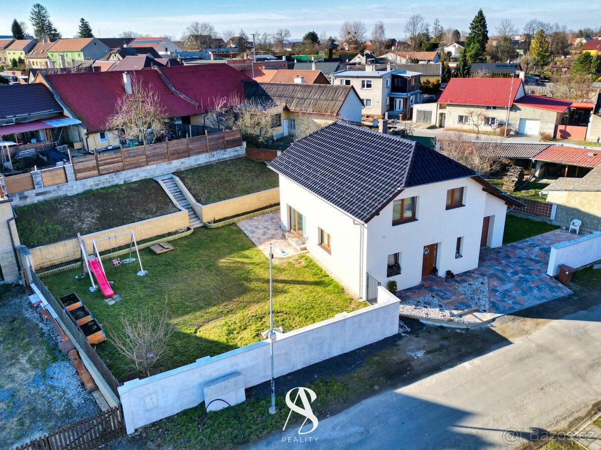Prodej dům - Dub nad Moravou, 783 75