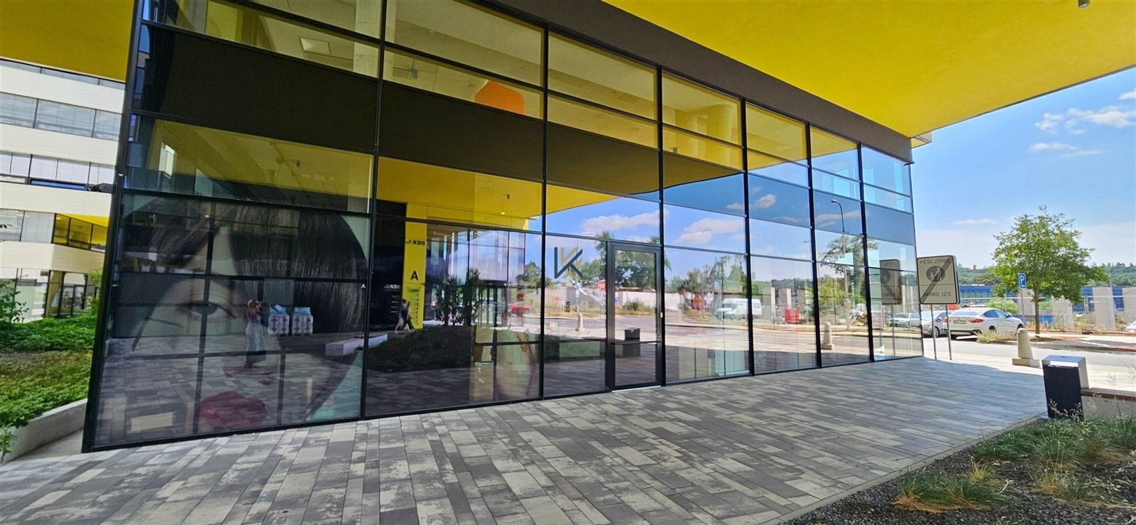 Pronájem obchodní prostory - Boudníkova, Praha, 425 m²