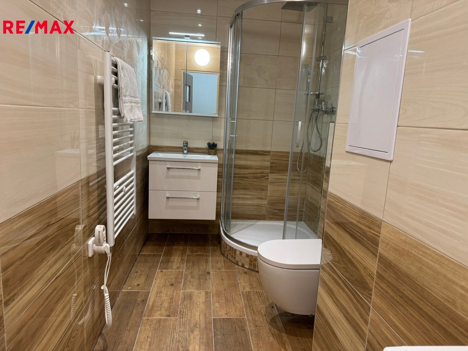 Pronájem byt 2+1 - Na Pěšině, Děčín, 50 m²