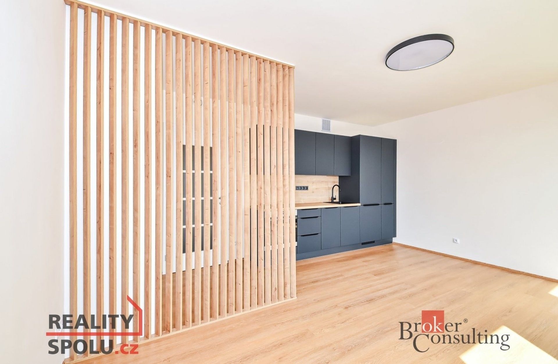 1+kk, Ústecká,Praha-Dolní Chabry,Praha, 31 m²