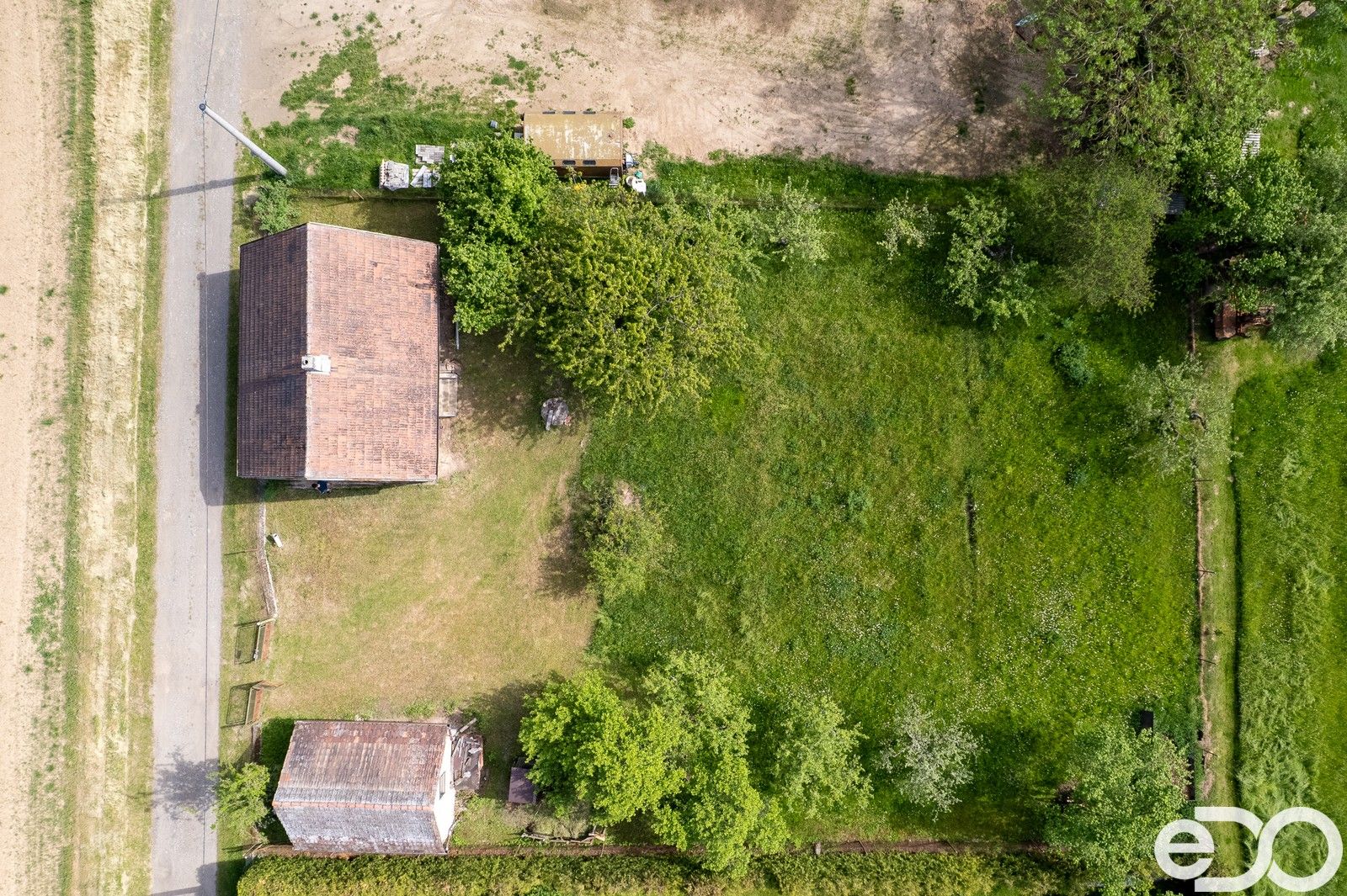 Prodej pozemek pro bydlení - Lešany Břežany, 1 147 m² - 5