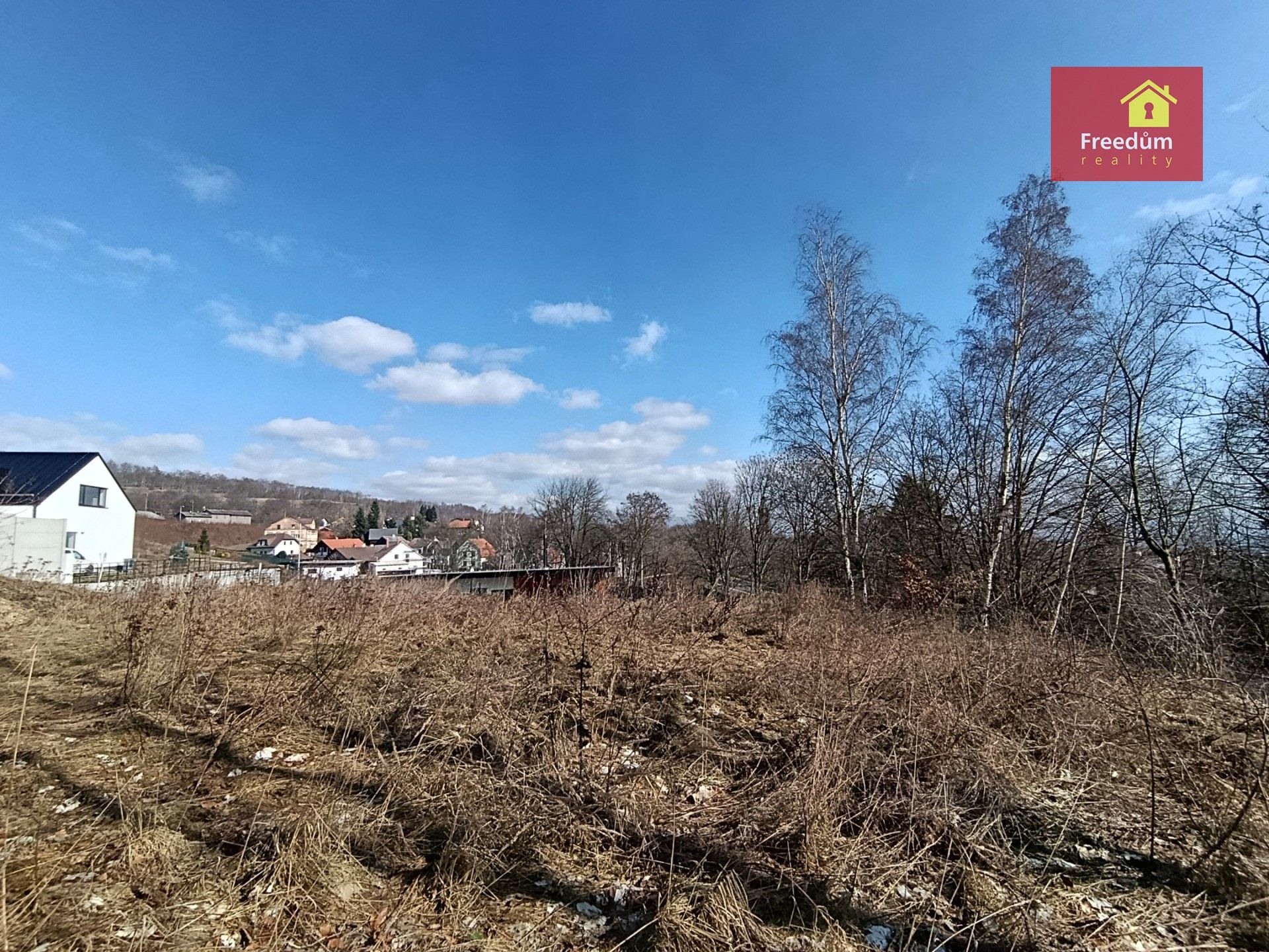 Prodej pozemek pro bydlení - Husova 394, Hrob, 991 m²