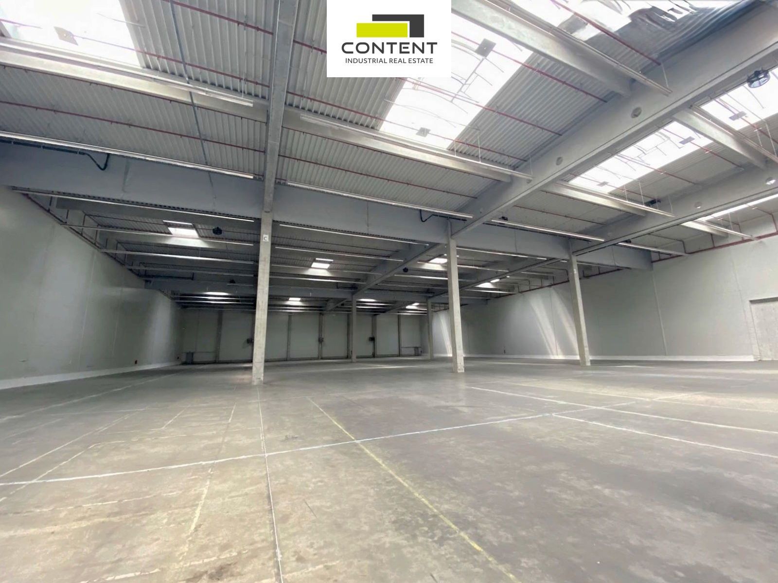 Pronájem sklad - Evropská, Modřice, 8 135 m²