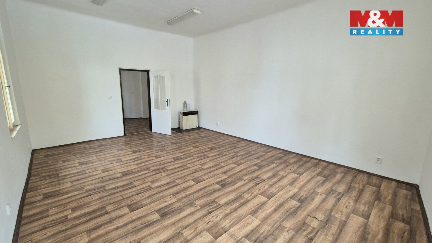 Pronájem kancelář - Váňova, Kladno, 41 m² - 5