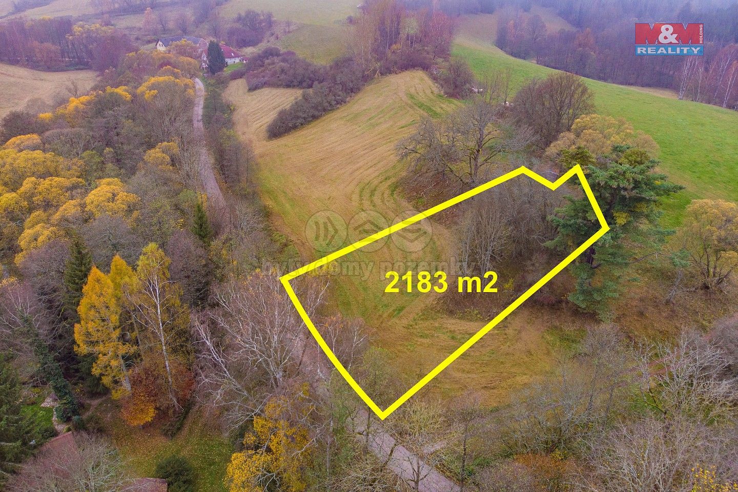Louka, 2 183 m²