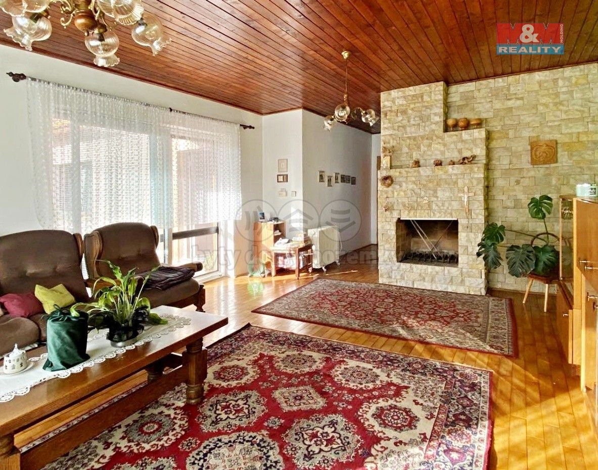 Prodej rodinný dům - Petrohrad, 150 m²