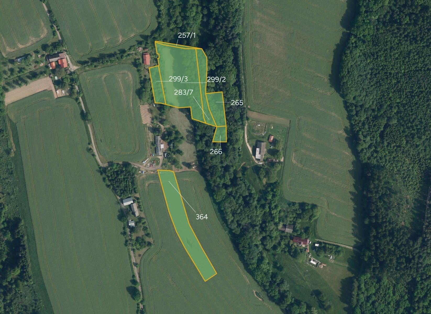 Louky, Kamení, Pěnčín