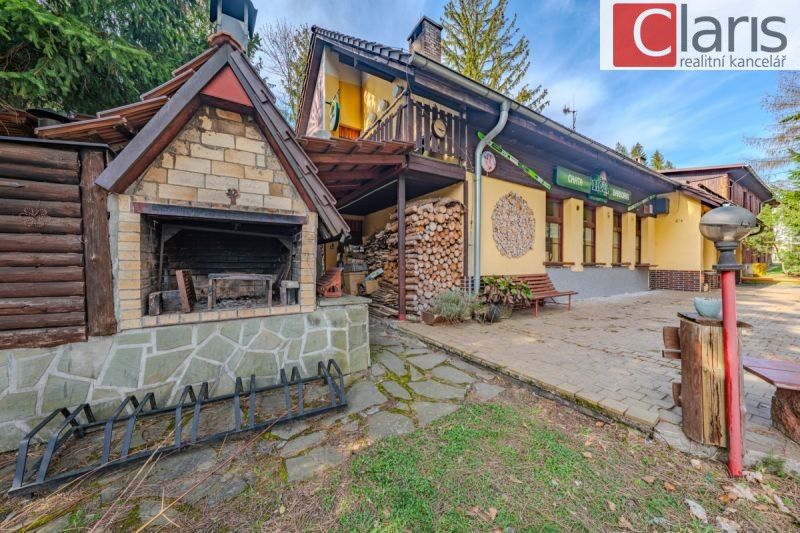 Prodej ubytovací zařízení - Horní Bečva, 858 m²