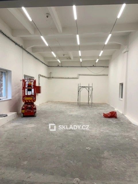 Sklad · 860 m² · Tanvaldská, Liberec XXX-Vratislavice nad Nisou - 3