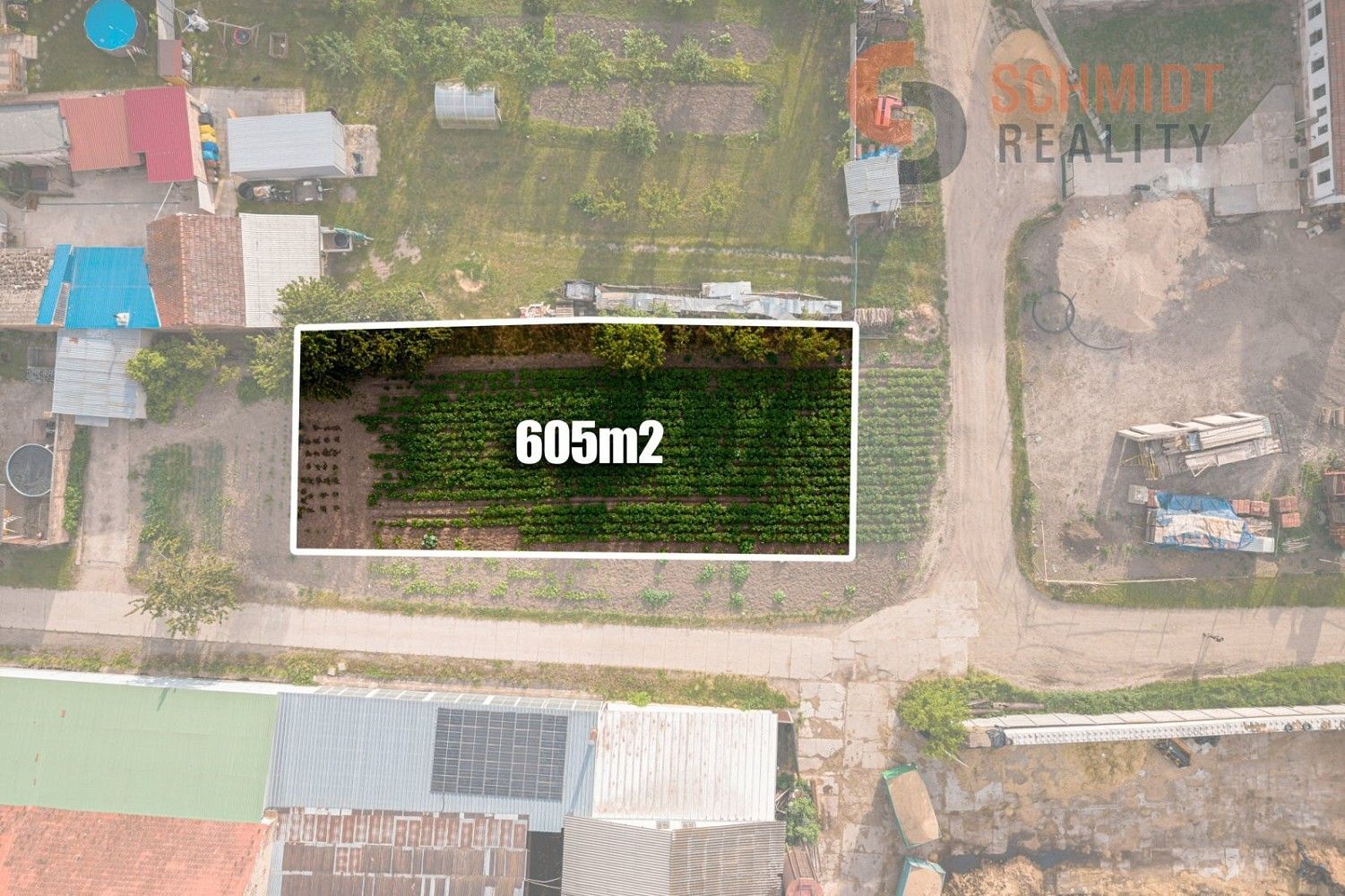 Pozemek pro bydlení, 665 m²