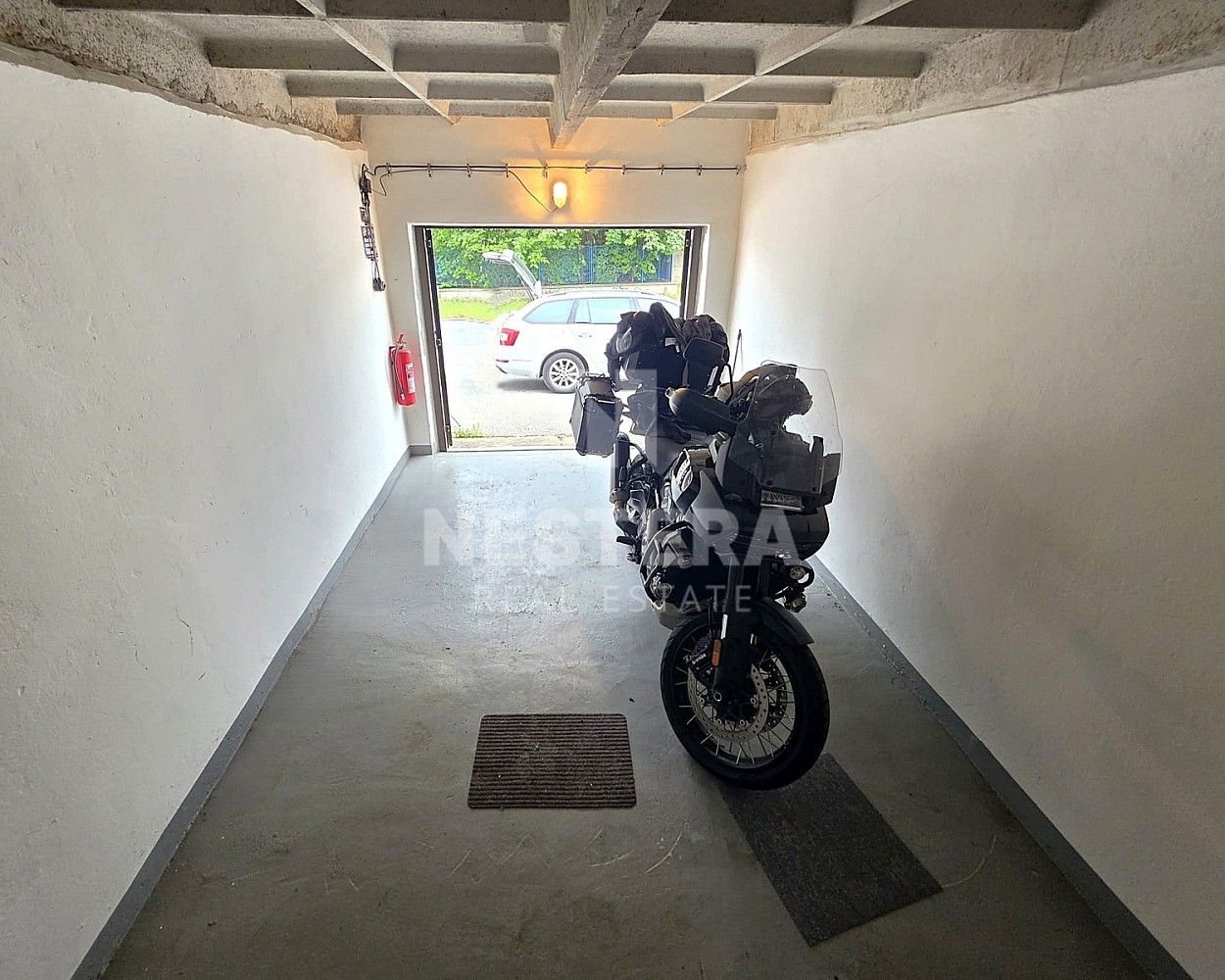 Nemovitost · 16 m² · Praha - Ruzyně, okres Praha 6, Hlavní město Praha - 3