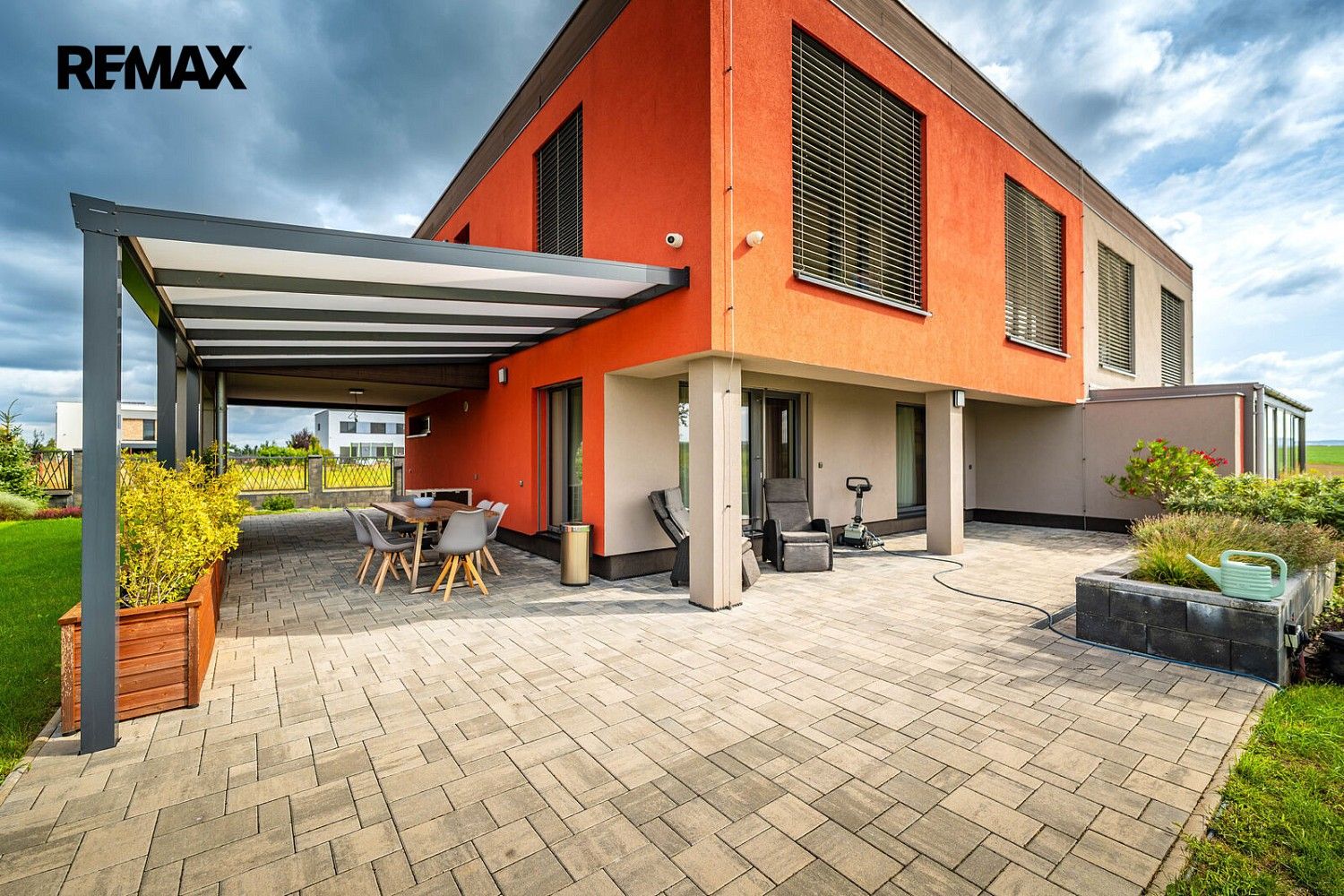 Prodej rodinný dům - Praha - Křeslice, okres Praha 11, Hlavní město Praha, 304 m² - 5